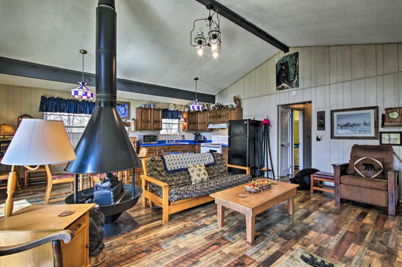 Quiet Cabin With Mountain Views About 3 Mi To 개틀린버그 외부 사진